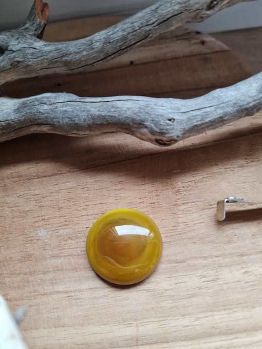 Cabochon vert olive à visser