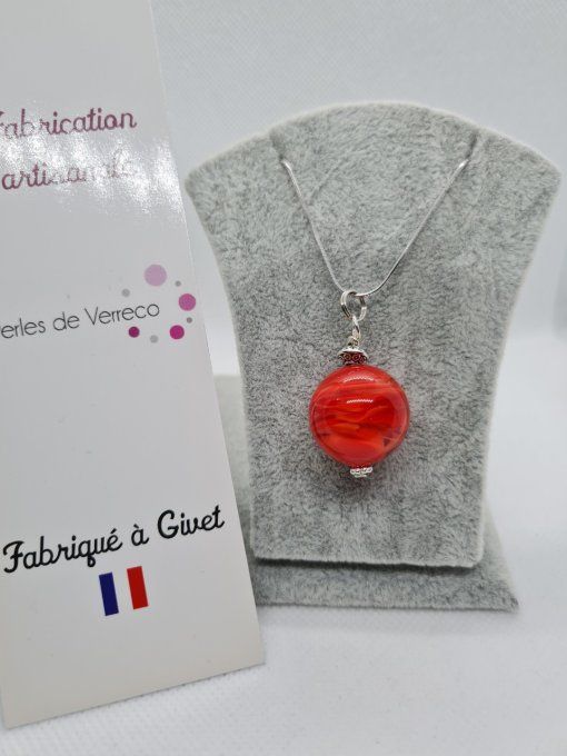 Collier grosse perle rouge