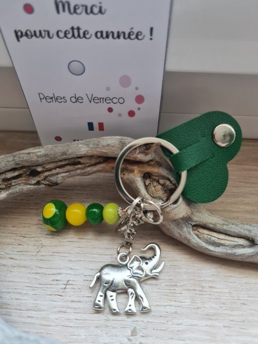 Porte clés  petit chat ou éléphant 