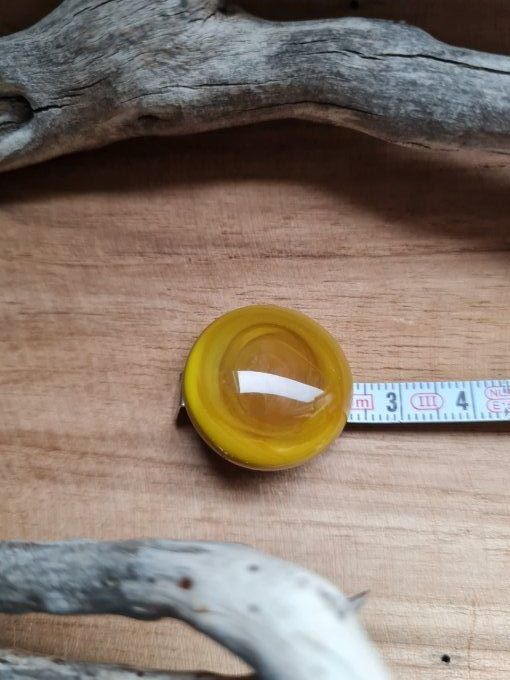 Cabochon vert olive à visser