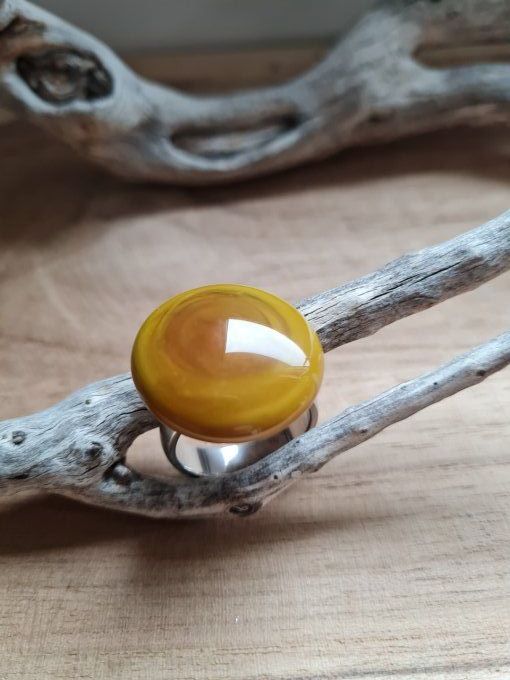 Cabochon vert olive à visser