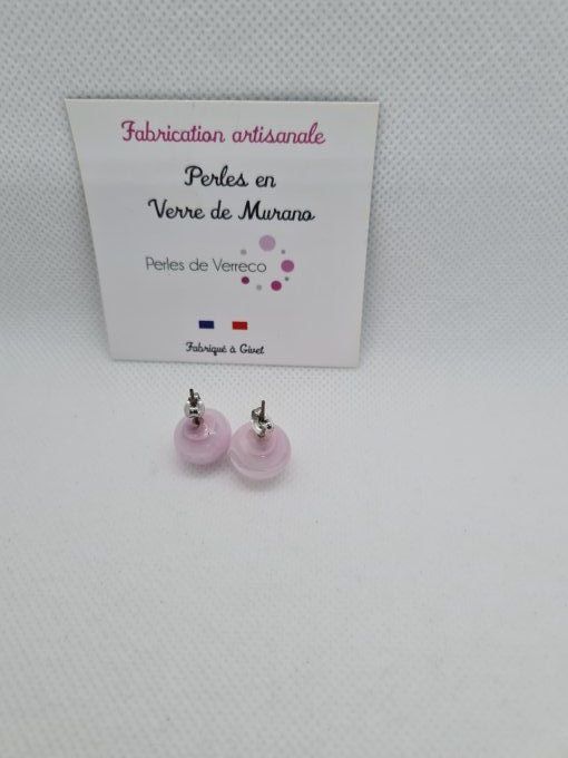 Puces d oreilles rose