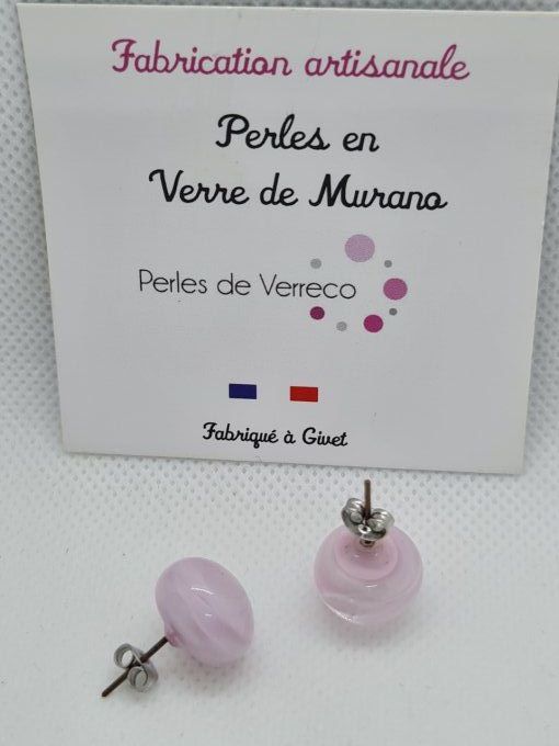 Puces d oreilles rose